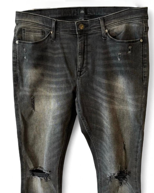 Distressed Black Skinny Jeans