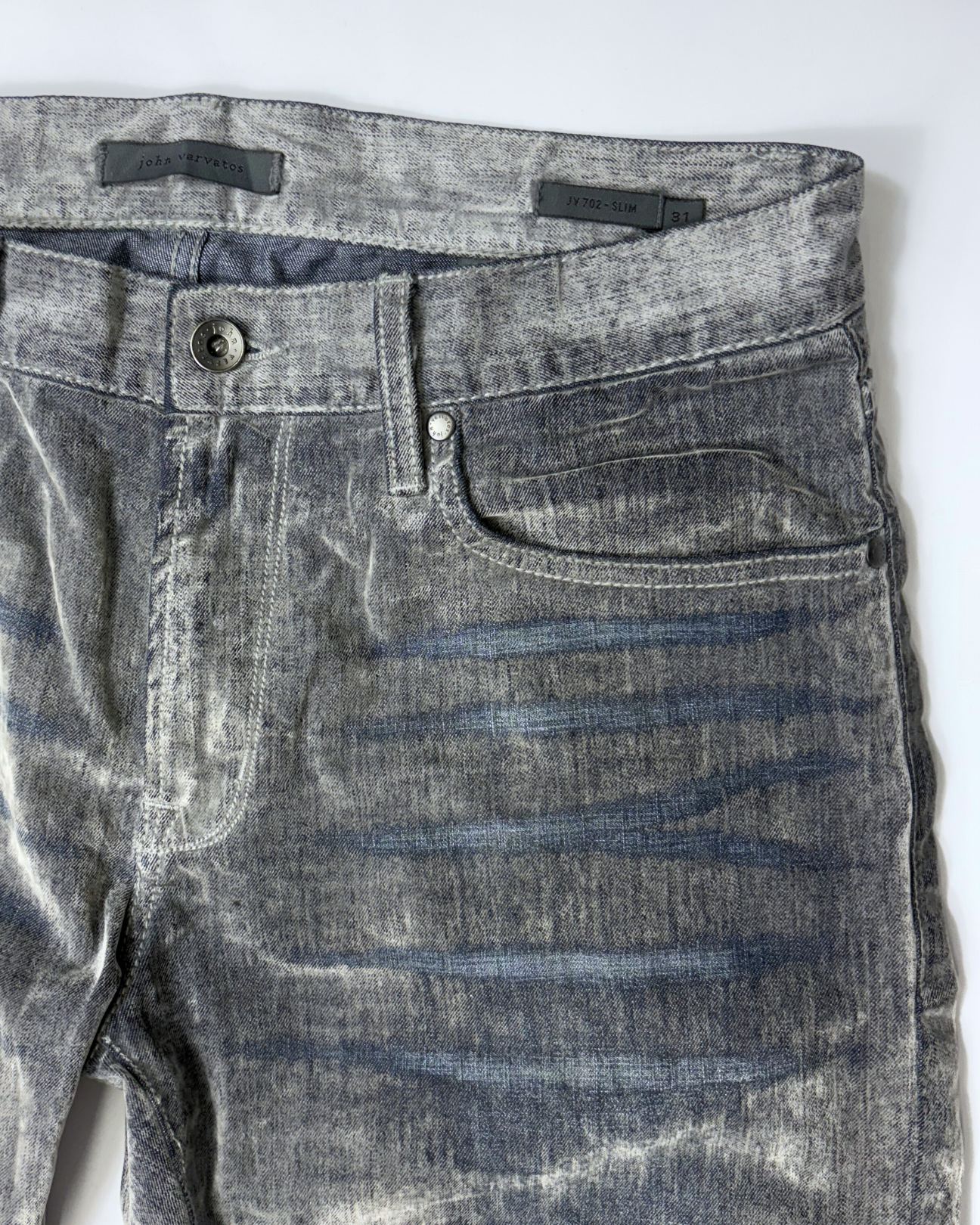 702 Slim Fit Pants