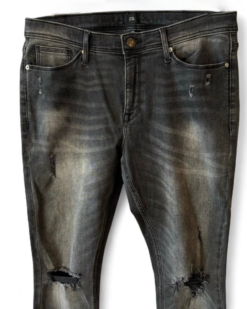 Distressed Black Skinny Jeans