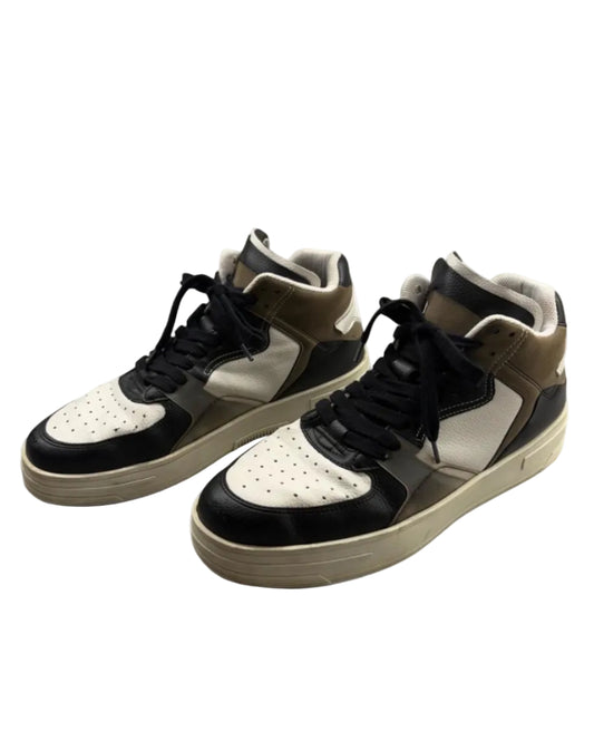 Bershka High Top Sneakers in Black & Khaki